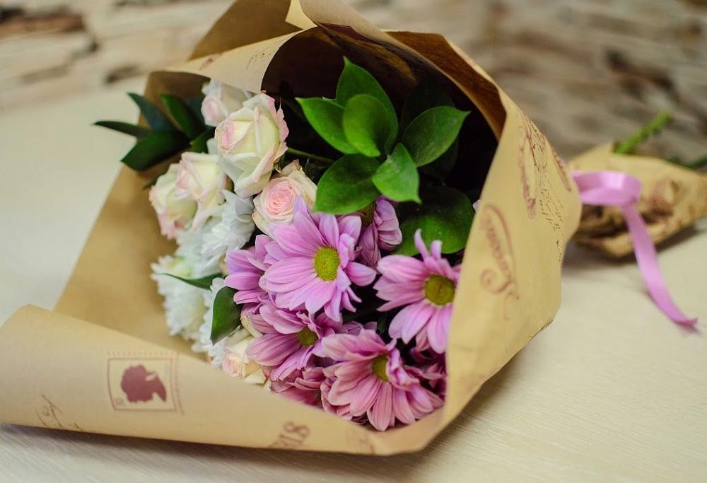 Букет цветов из: Розы и Хризантемы в Новорождественской