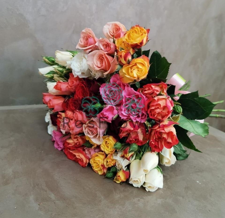 Букет цветов из: Розы в Новорождественской