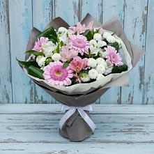 Букет цветов из:  Герберы, Альстромерии и Хризантемы в Новорождественской