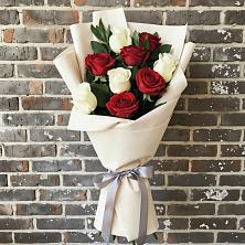 Букет цветов из:  Розы в Новорождественской