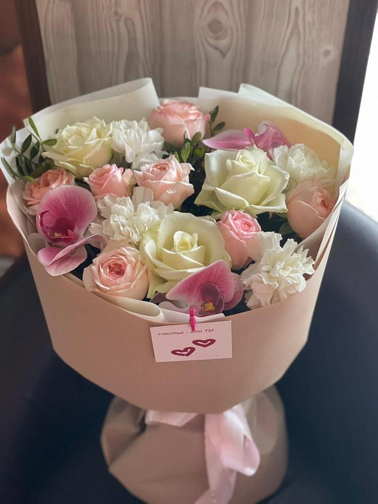 Букет цветов из: Орхидеи, Розы и Гвоздики в Новорождественской