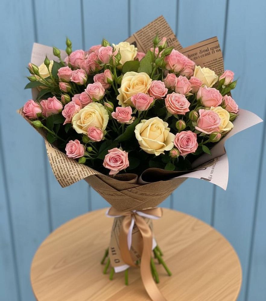 Букет цветов из: Розы в Новорождественской