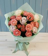 Букет цветов из:  Розы в Новорождественской