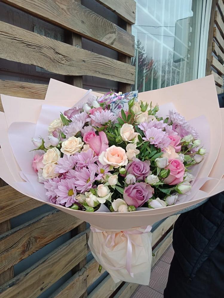 Букет цветов из: Розы и Хризантемы в Новорождественской