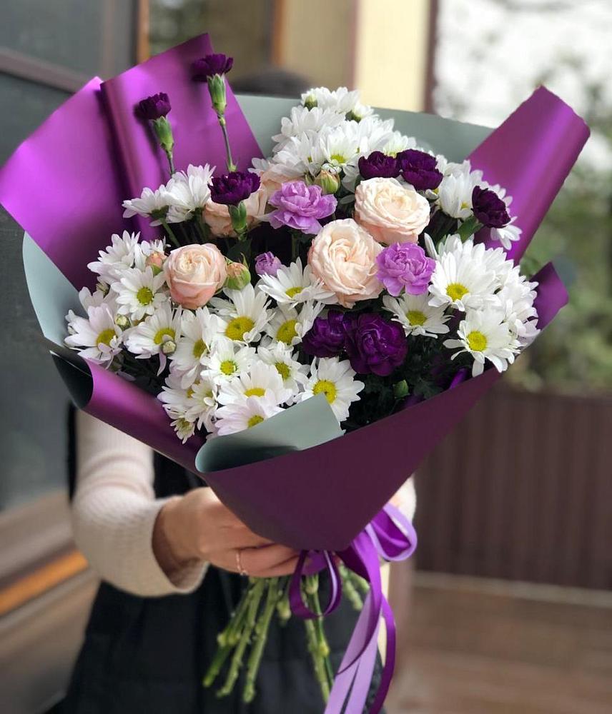 Букет цветов из: Хризантемы, Гвоздики и Розы в Новорождественской