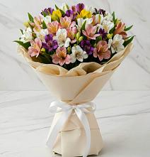 Букет цветов из:  Альстромерии #REPLACE_PRED# Новорождественской