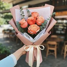 Букет цветов из:  Розы в Новорождественской