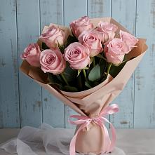 Букет цветов из:  Розы в Новорождественской