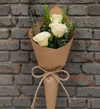 Букет цветов из:  Розы в Новорождественской