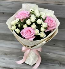 Букет цветов из:  Розы в Новорождественской