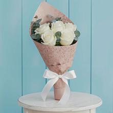 Букет цветов из:  Розы в Новорождественской