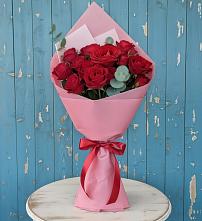 Букет цветов из:  Розы в Новорождественской