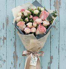 Букет цветов из:  Розы #REPLACE_PRED# Новорождественской