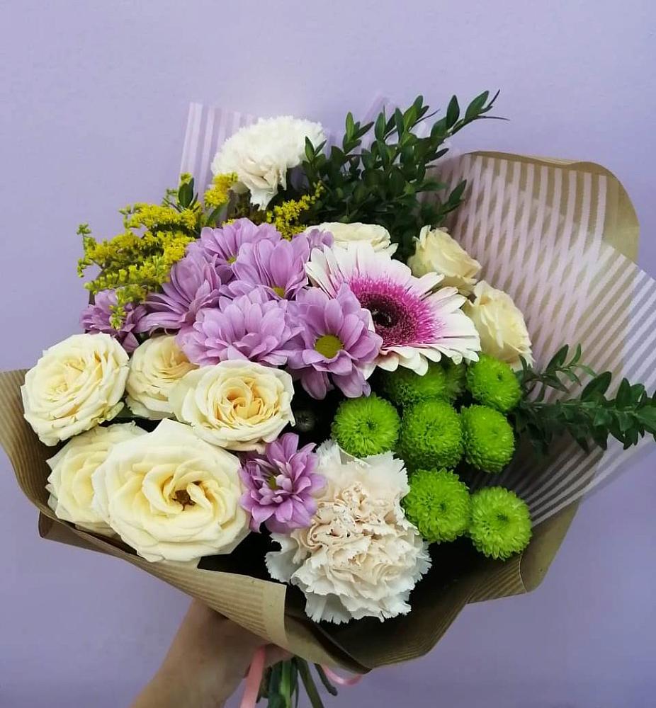 Букет цветов из: Хризантемы, Розы, Гвоздики и Герберы в Новорождественской