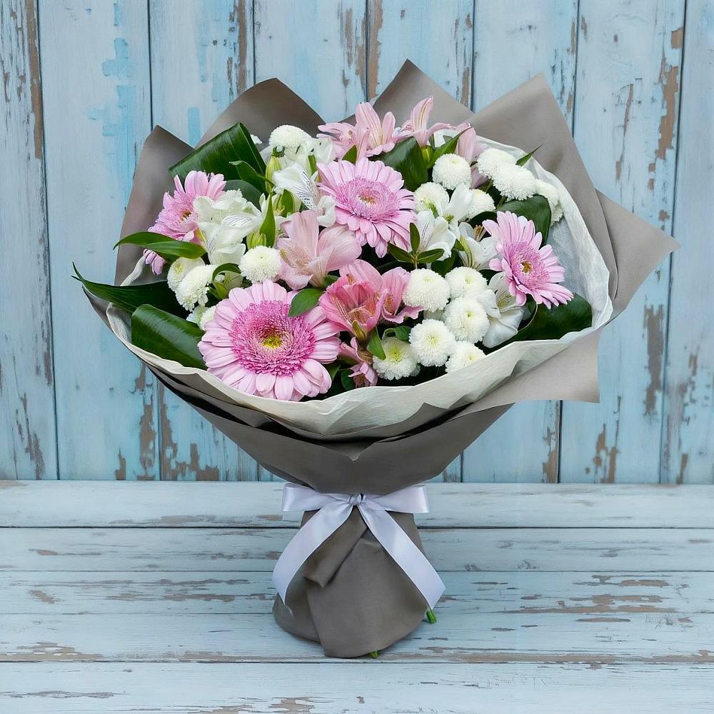 Букет цветов из: Герберы, Альстромерии и Хризантемы в Новорождественской