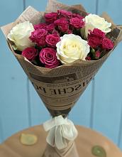 Букет цветов из:  Розы в Новорождественской