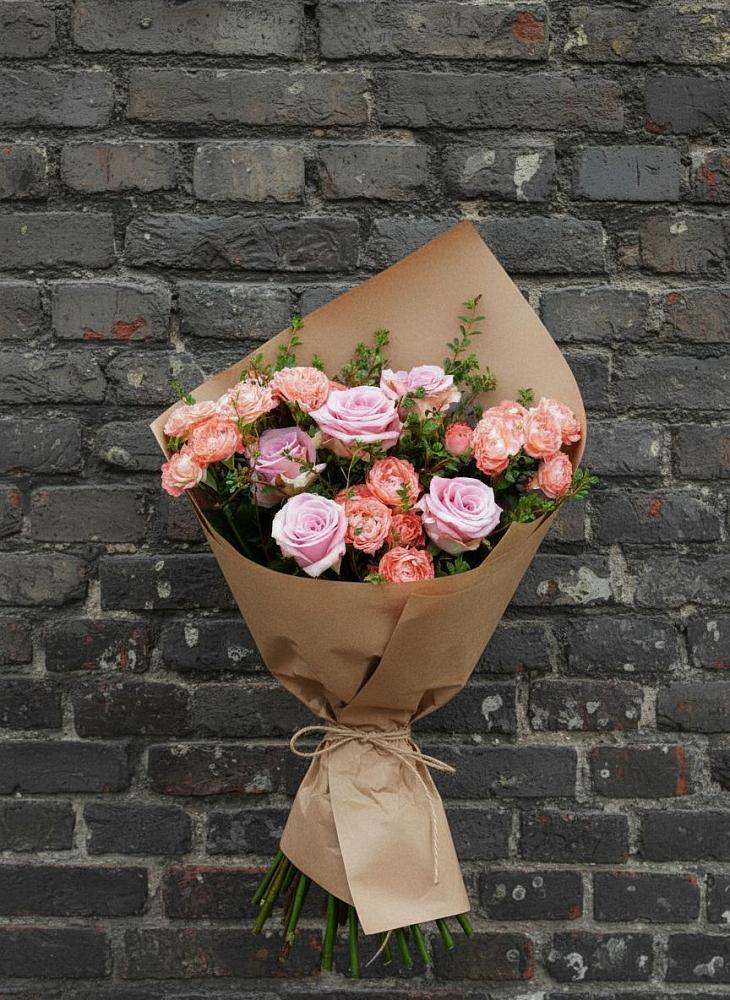 Букет цветов из: Розы в Новорождественской