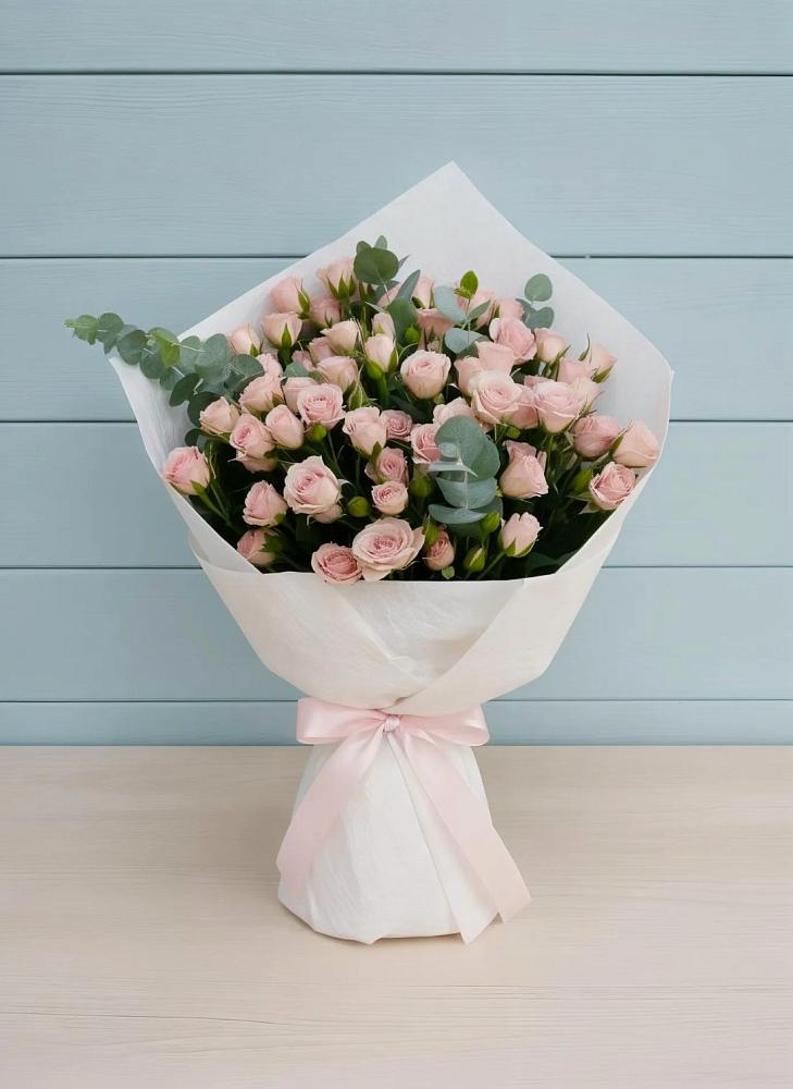 Букет цветов из: Розы в Новорождественской