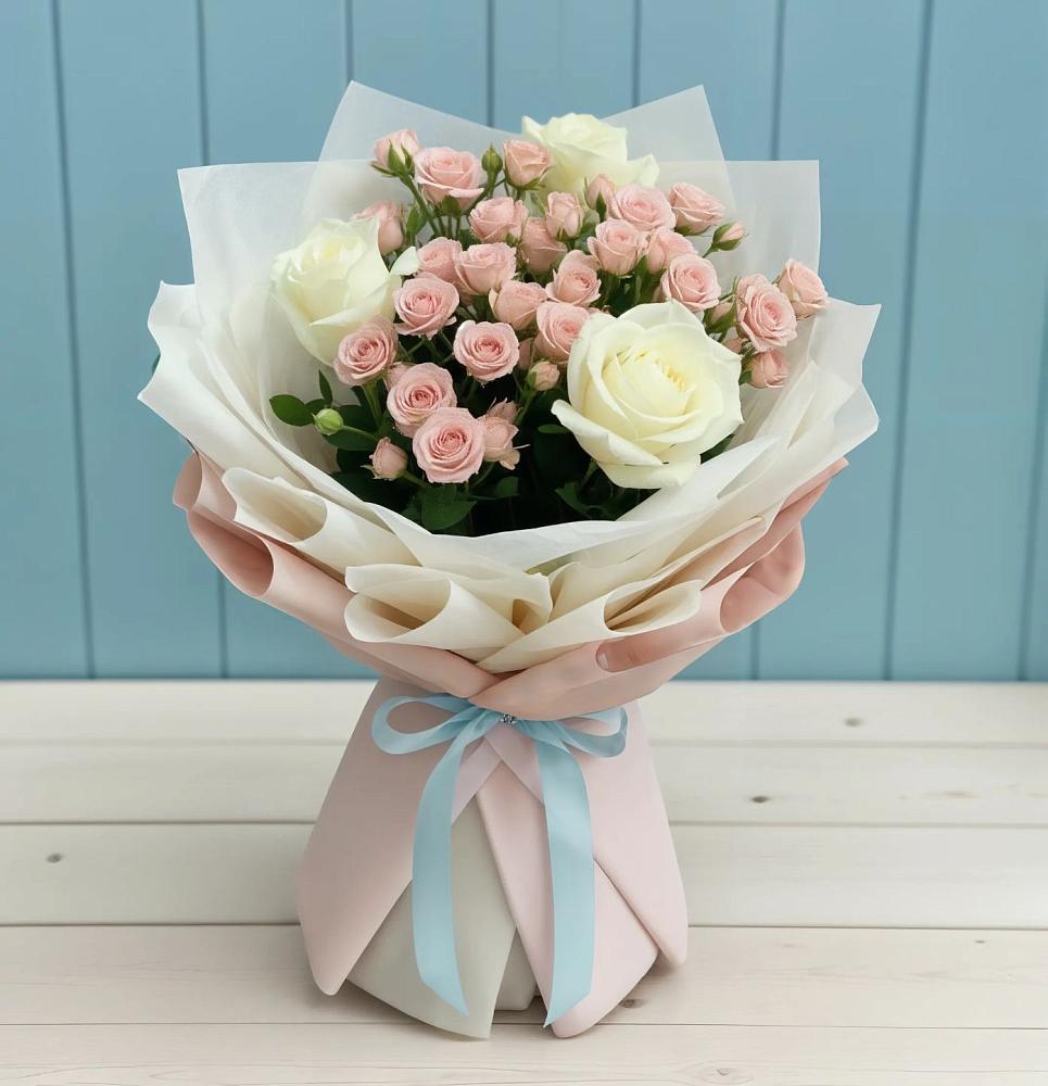 Букет цветов из: Розы в Новорождественской