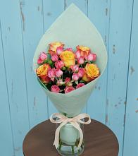 Букет цветов из:  Розы в Новорождественской