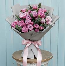 Букет цветов из:  Розы в Новорождественской